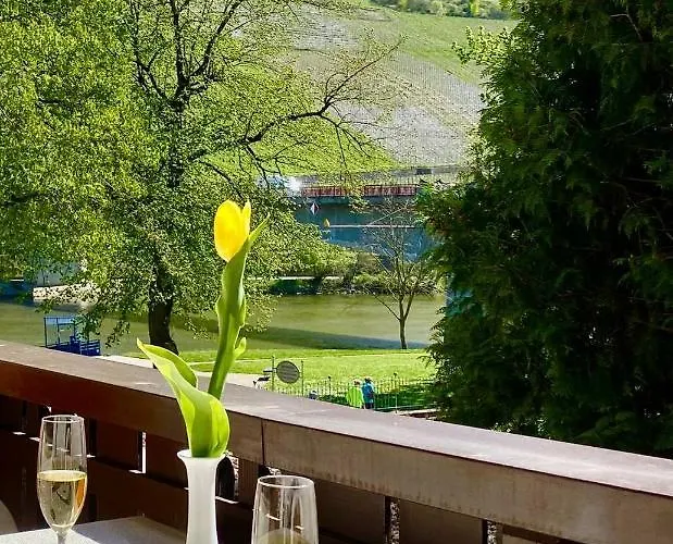 Krone Riesling 3* Trittenheim